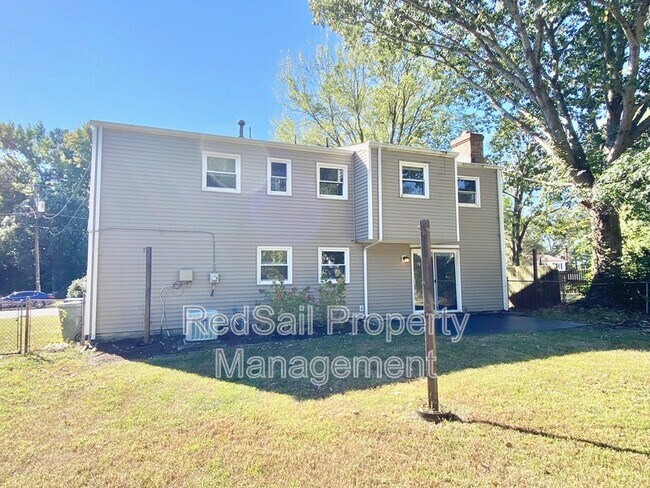 Building Photo - 146 Linbrook Dr