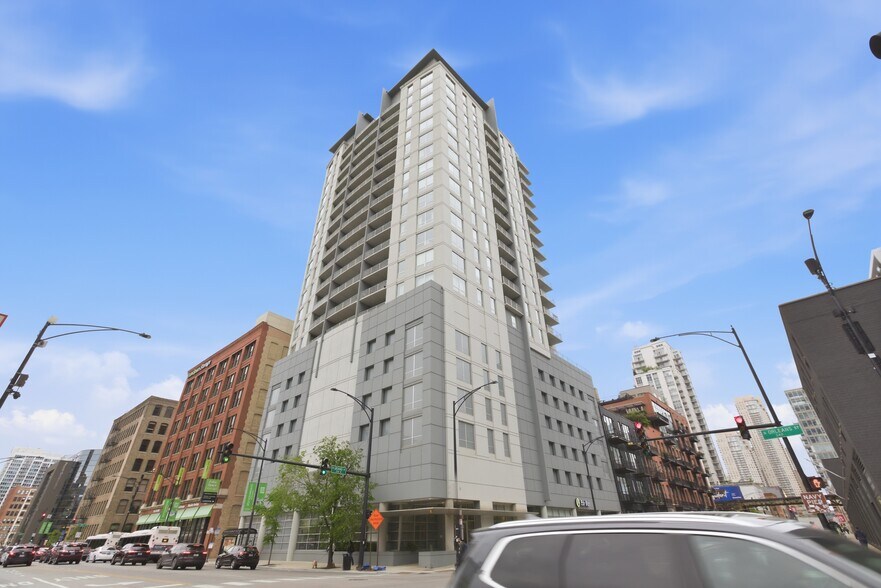 Building Photo - 330 W Grand Ave