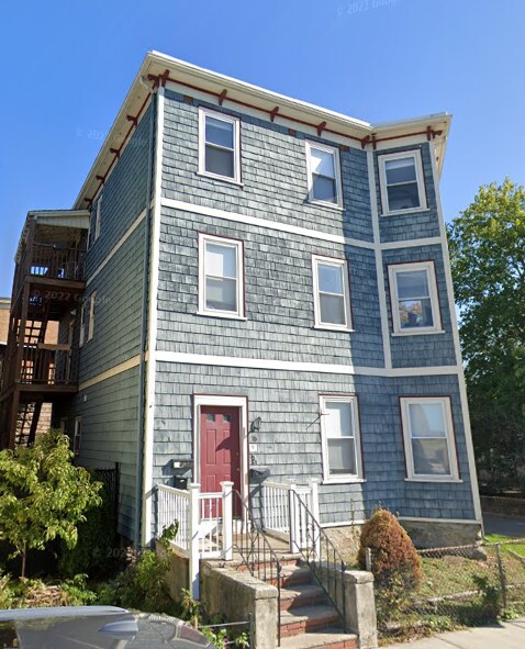 Building Photo - 16 Rossmore Rd