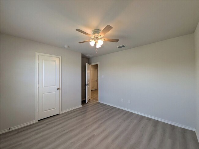 Building Photo - 9513 Doverglen Dr