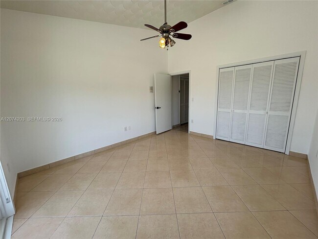 Building Photo - 6611 SW 99th Ave