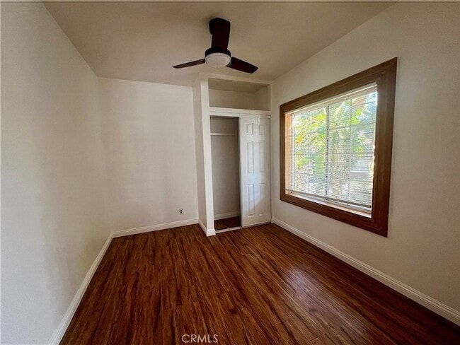 Building Photo - 609 Camulos St