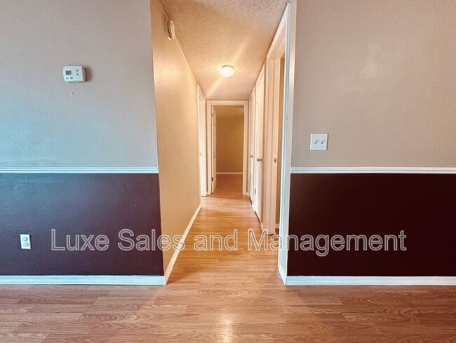 Building Photo - 6016 NW Expressway