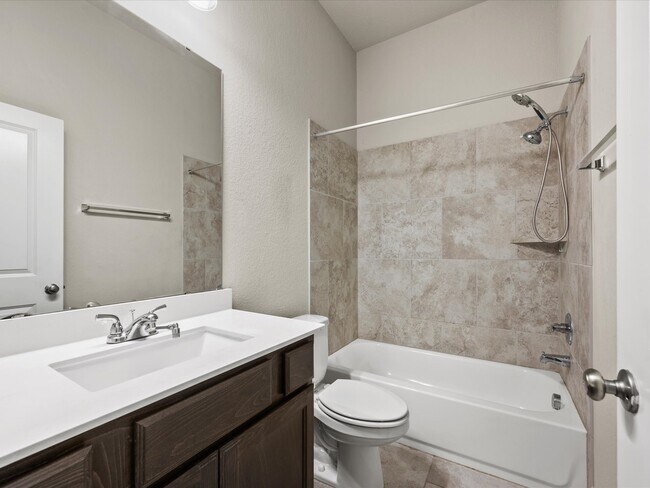 Building Photo - 2503 Elmwood Trl