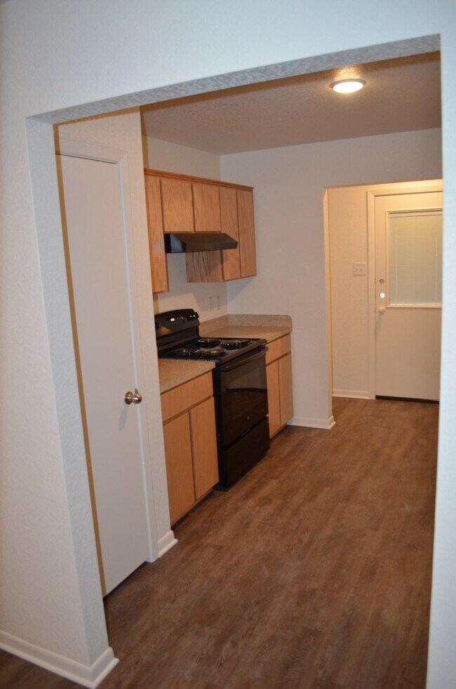 Building Photo - 211 Coby Dr