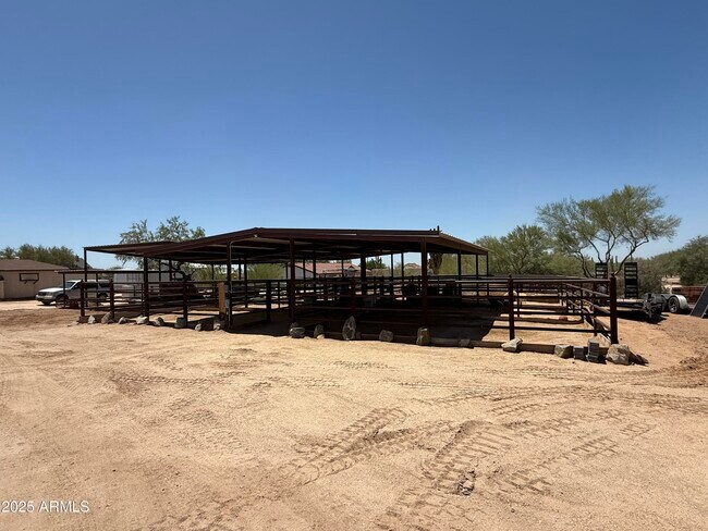 Building Photo - 6703 E Calle de Las Estrellas Rd
