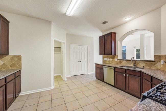 Building Photo - 7414 Compass Rose Dr