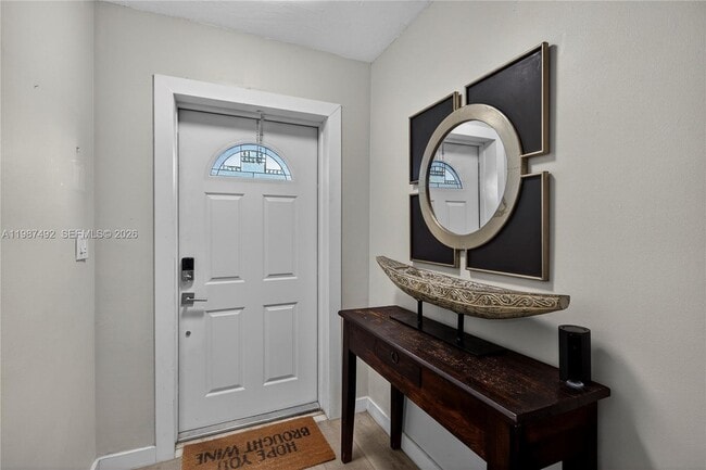 Building Photo - 371 SE 3rd St