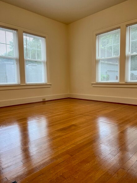 Back Bedroom - 1324 Fontaine Rd