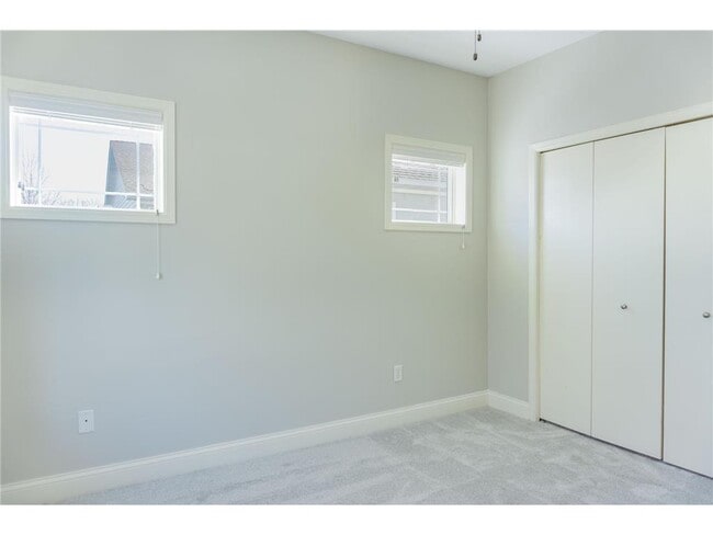 Building Photo - 1464 Ravoux Ln