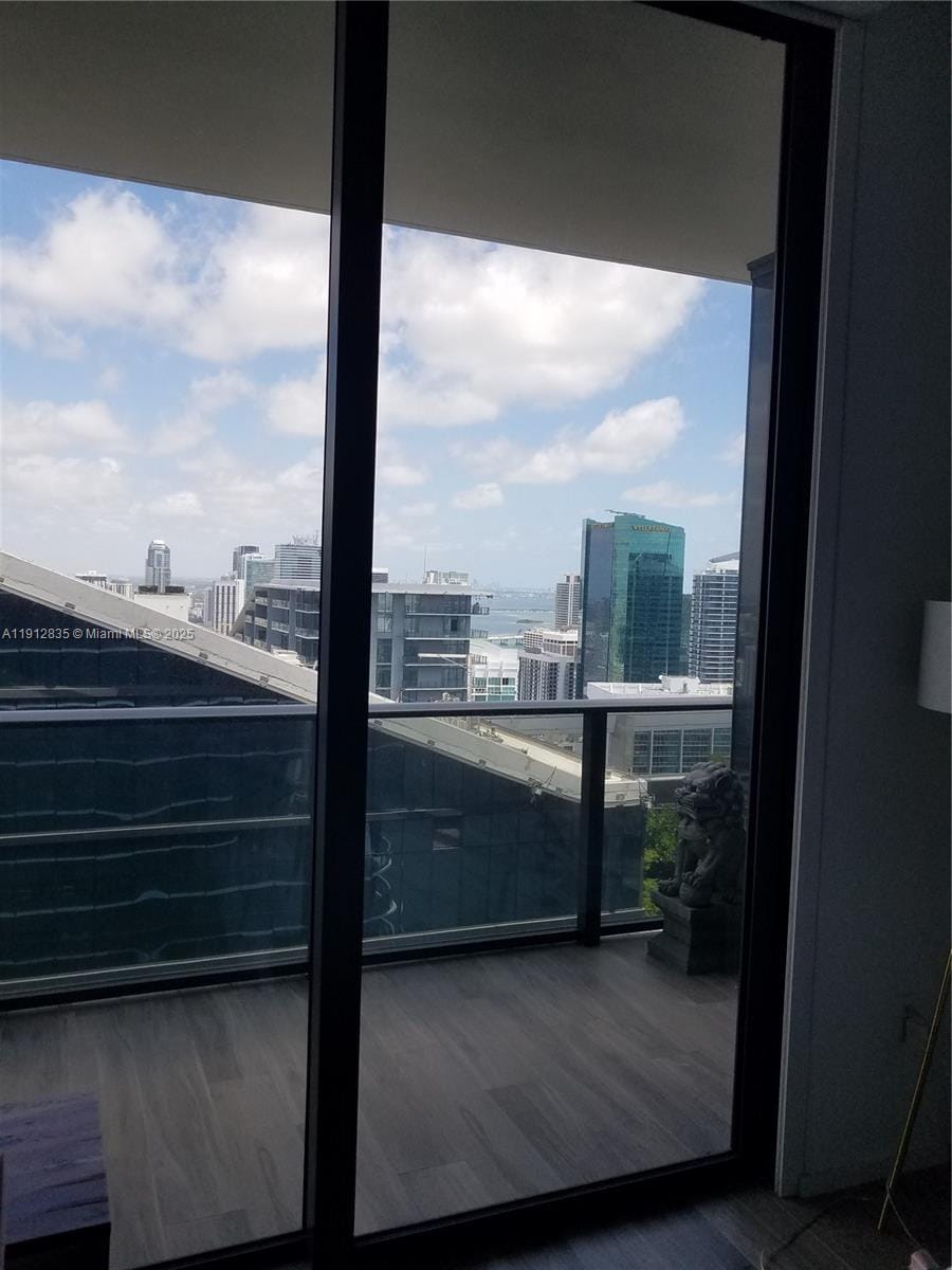 Building Photo - 801 S Miami Ave