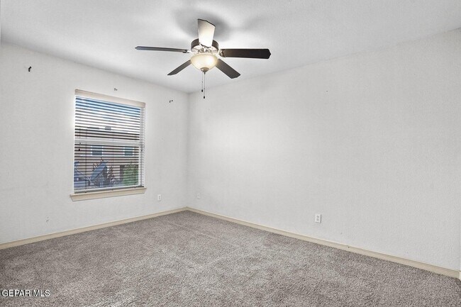 Building Photo - 11333 Manuel Moreno Dr