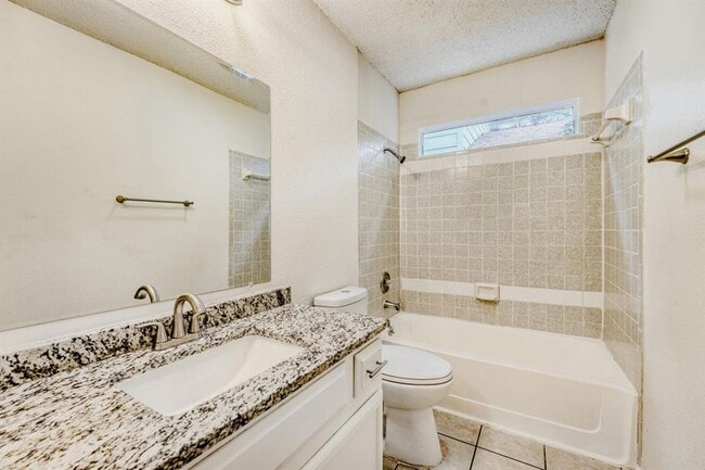 Building Photo - 11922 Meadowfire Dr