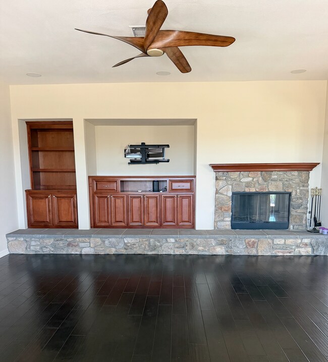 Building Photo - 22456 Amber Eve Dr