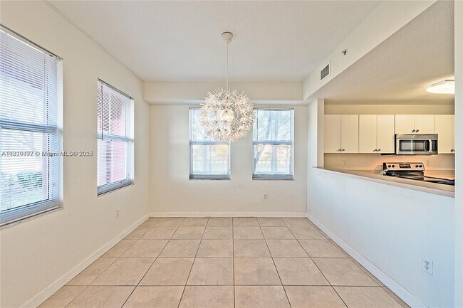 Building Photo - 10901 NW 83rd St