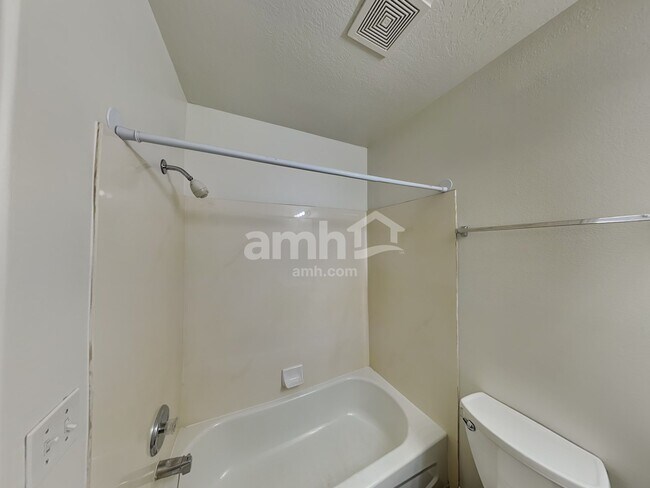 Building Photo - 5739 Impressions Dr