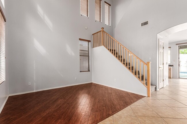 Building Photo - 2626 W Florentine Rd