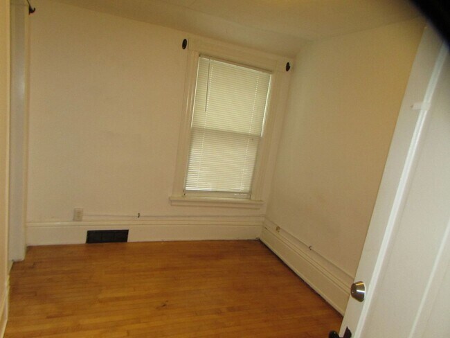 Building Photo - (597) - 215-217 N. Blair Street