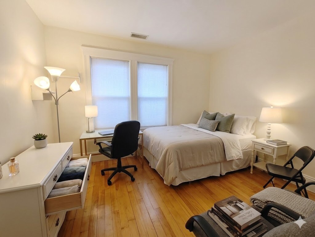 Building Photo - 207 Boston Ave