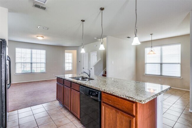 Building Photo - 712 Whitemarsh Dr