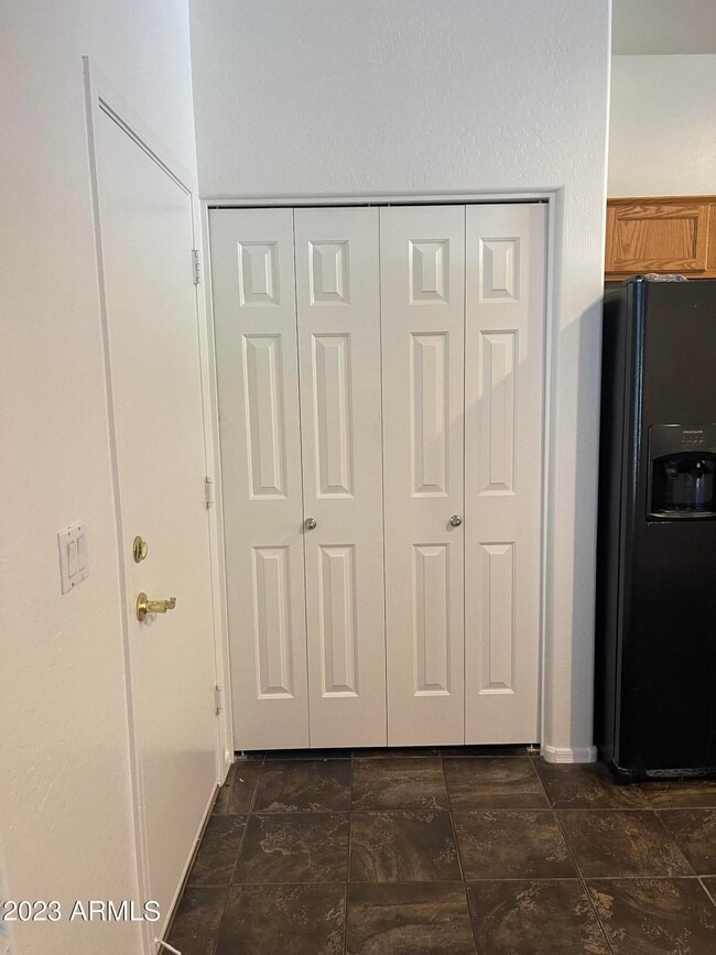 Building Photo - 4314 E Megan St