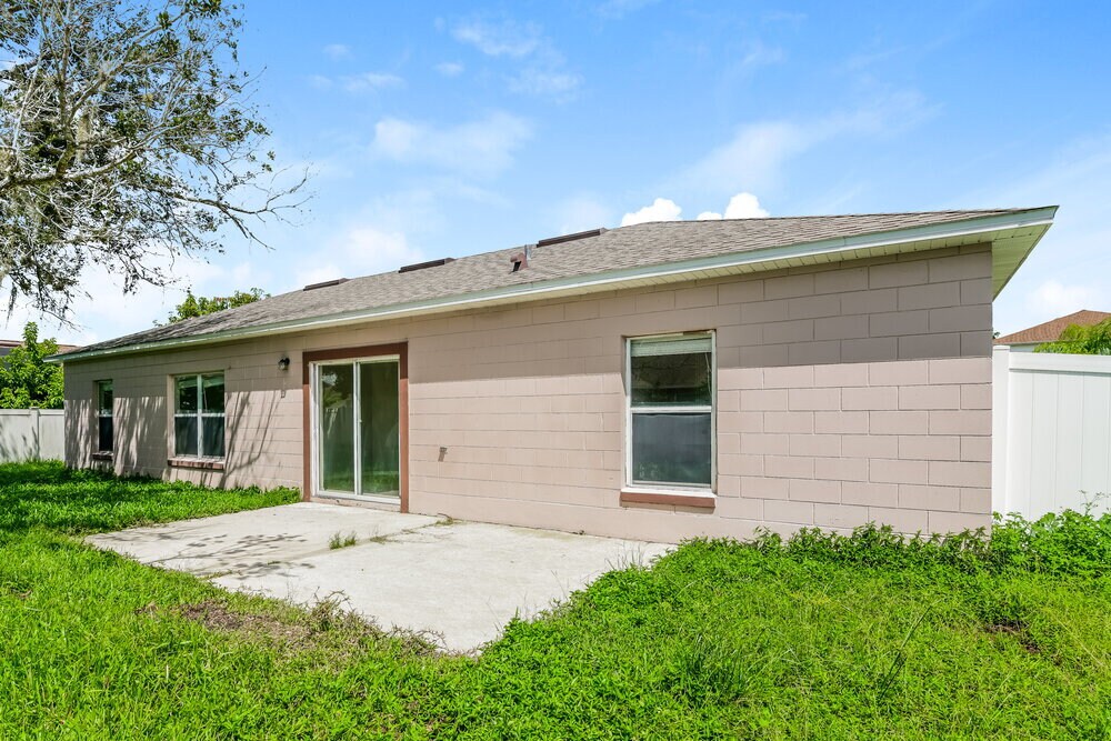Building Photo - 714 Vichy Ln
