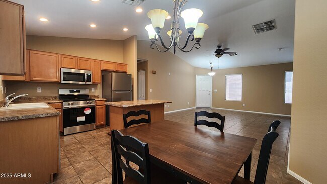 Building Photo - 42539 W Hillman Dr