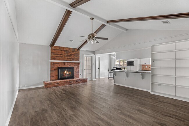 Building Photo - 24531 Whitesail Dr