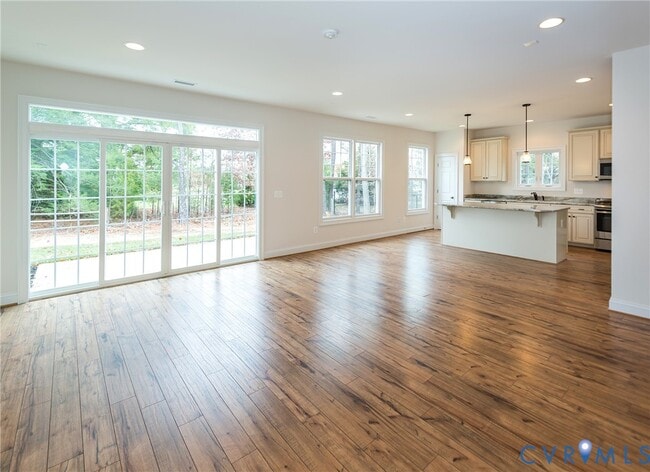 Building Photo - 5411 Hickory Ann Dr