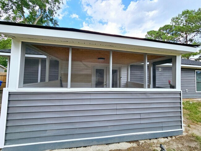 Building Photo - 6441 Rutherglen Dr