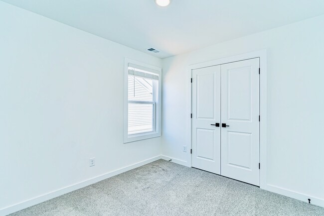 Building Photo - 1435 Darrowby Wy