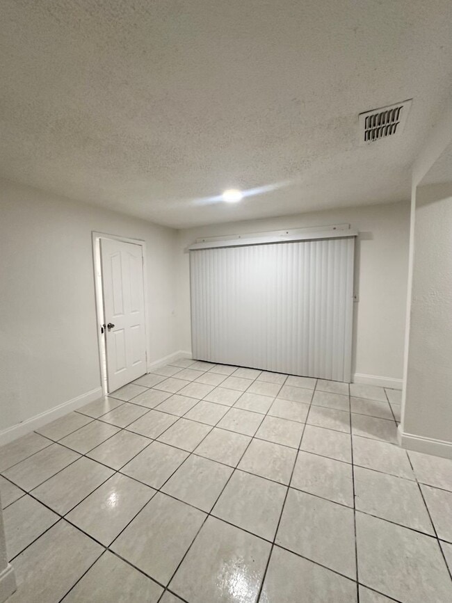 Building Photo - Charming 3 Bedroom Home in the Heart of Or...