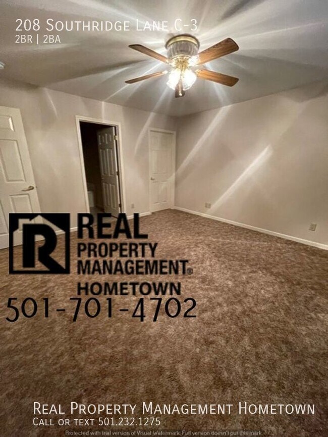 Building Photo - HALF OFF FIRST MONTH! Beautiful and Spacio...