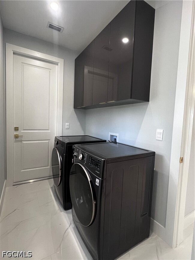 Building Photo - 3311 42nd St SW