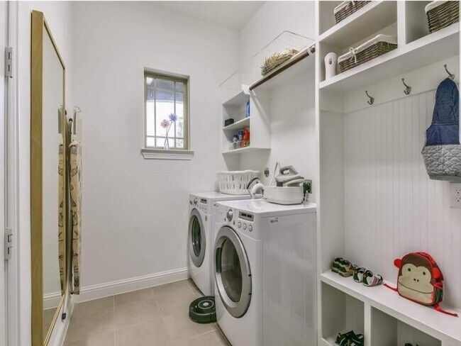 Building Photo - 13326 Lake Chesdin Rd