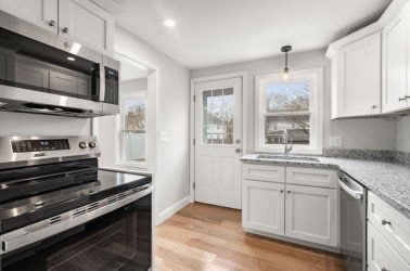 Building Photo - 98 Uncatena Ave