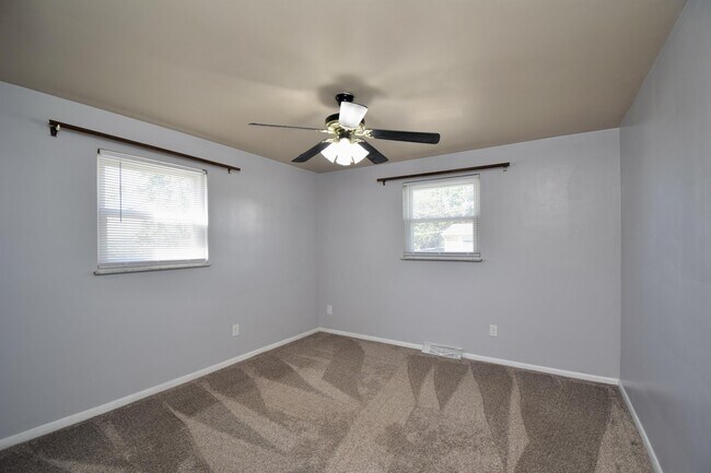 Building Photo - 1800 Keith Dr