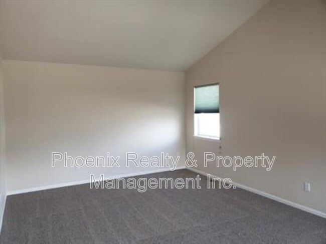 Building Photo - 2006 Pintail Dr