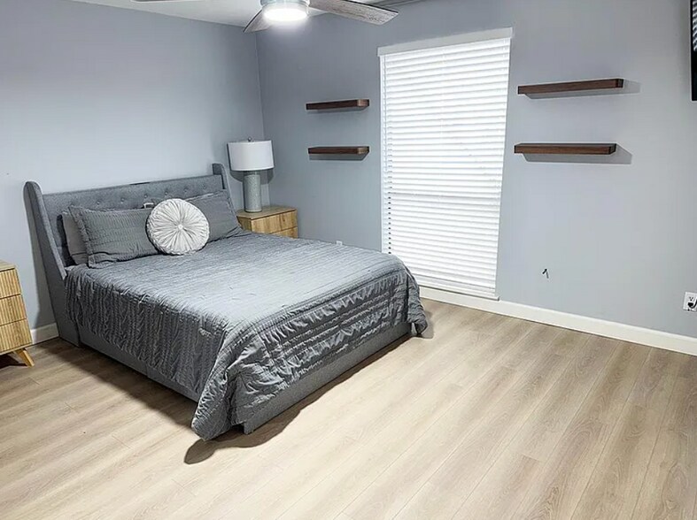 Building Photo - 750 Del Verde Cir