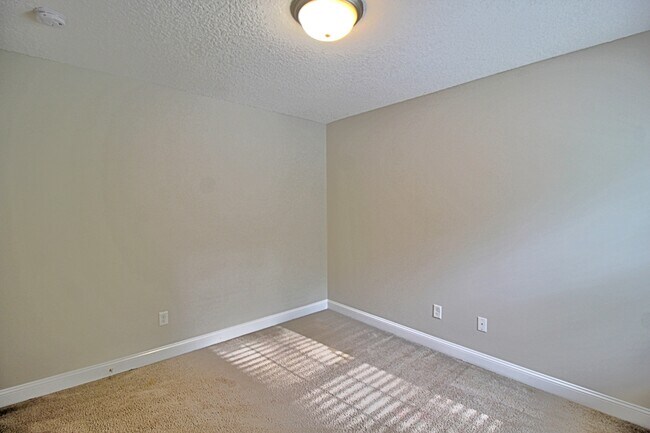 Building Photo - 1203 Cypress Fall Cir