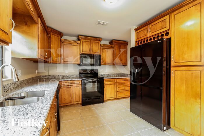 Building Photo - 1463 Eldra Dr