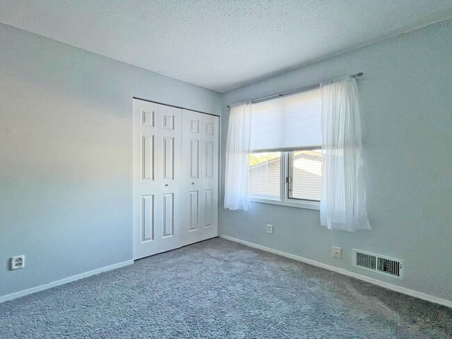 Building Photo - Newly Remodeled 3 Bedroom 2-Story Townhome...