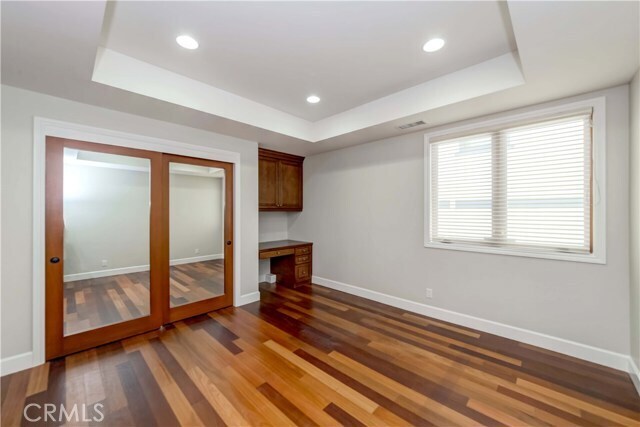 Building Photo - 2816 Manhattan Ave