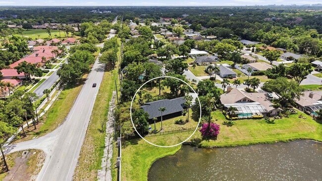 Building Photo - 8021 Timber Lake Ln