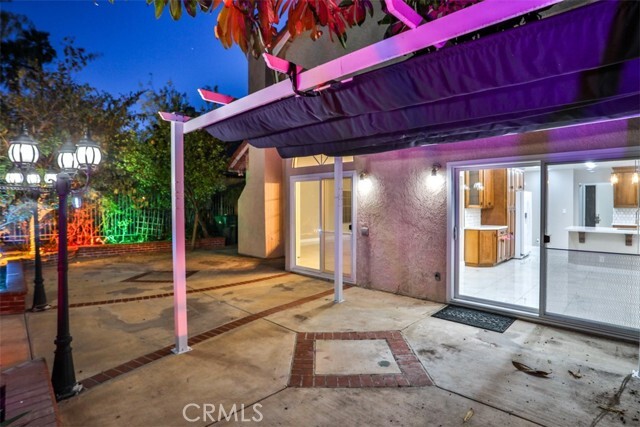 Building Photo - 176 Cll Renata