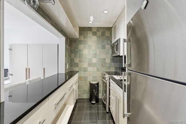 Building Photo - 26 Layton Ave