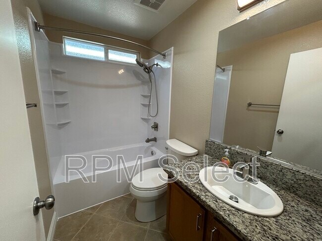 Building Photo - 10862 Wethersfield Dr