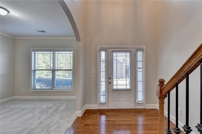 Building Photo - 522 Suwanee Oaks Dr NE