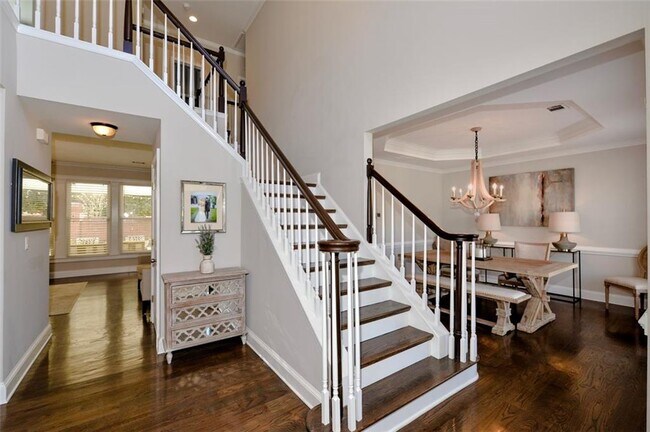 Building Photo - 310 Windsor Gate Cove NE