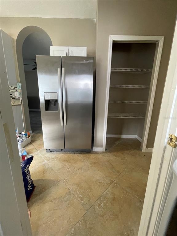 Building Photo - 4939 Woodmere Rd